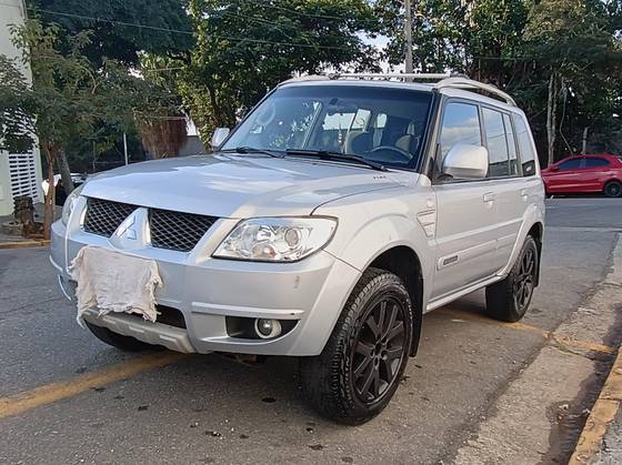 MITSUBISHI PAJERO TR4 2.0 4X4 16V FLEX 4P MANUAL
